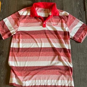 Men’s large Nike performance tour polo. Red/white